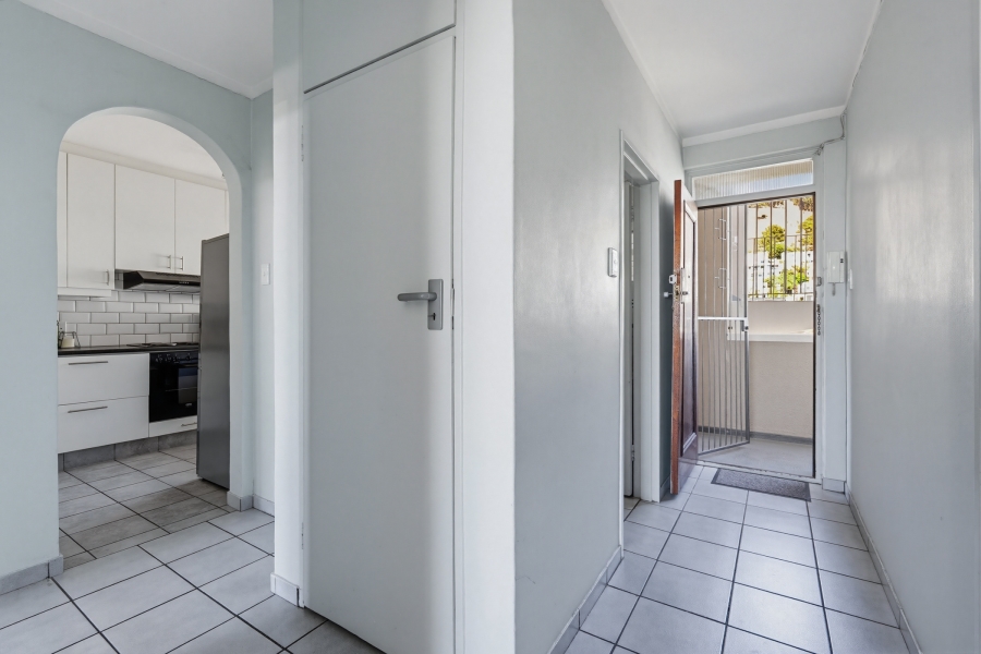 2 Bedroom Property for Sale in Green Point Western Cape